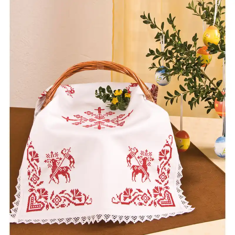 Jetzt Kaufen Weihkorbdecke Lamm weiß mit Spitze und rotem Garn und Nadel