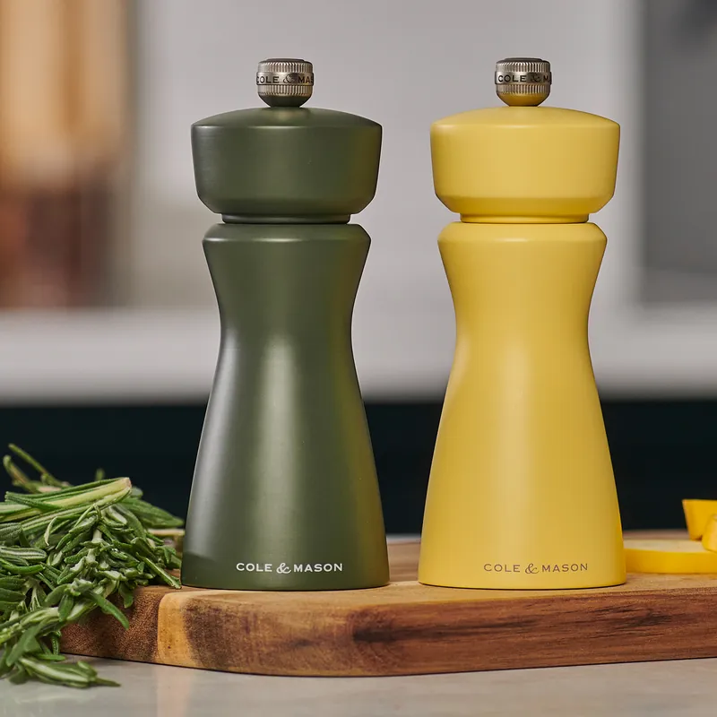 Sonderangebot Salz und Pfeffermühle gelb