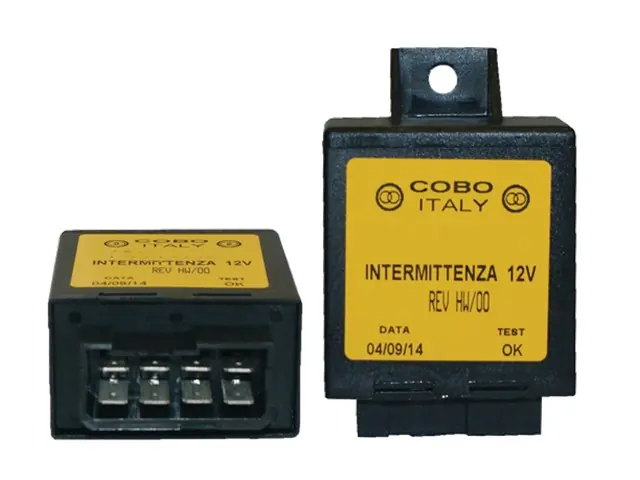 Neue Ware Blinkergeber zu MF 3300536M92
