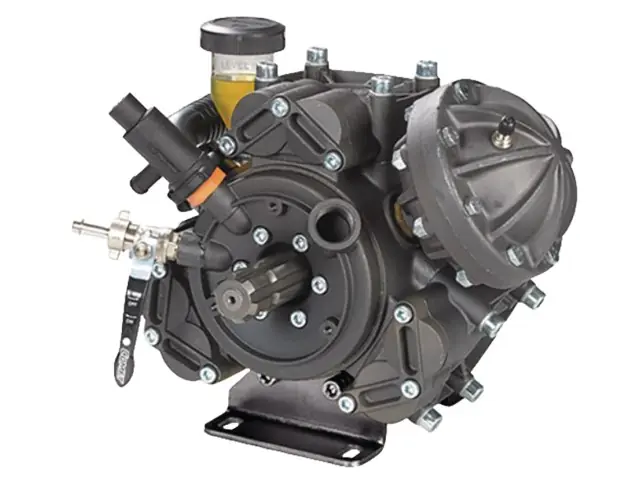 Kolbenmembranpumpe Comet APS 71 mit Durchtrieb innenverz. 1 3/8" 6 Z Abverkauf