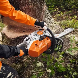 Aktuell STIHL Benzin-Motorsäge MS 400 C-M VW, 3/8", RS, Schienenlänge 45 cm