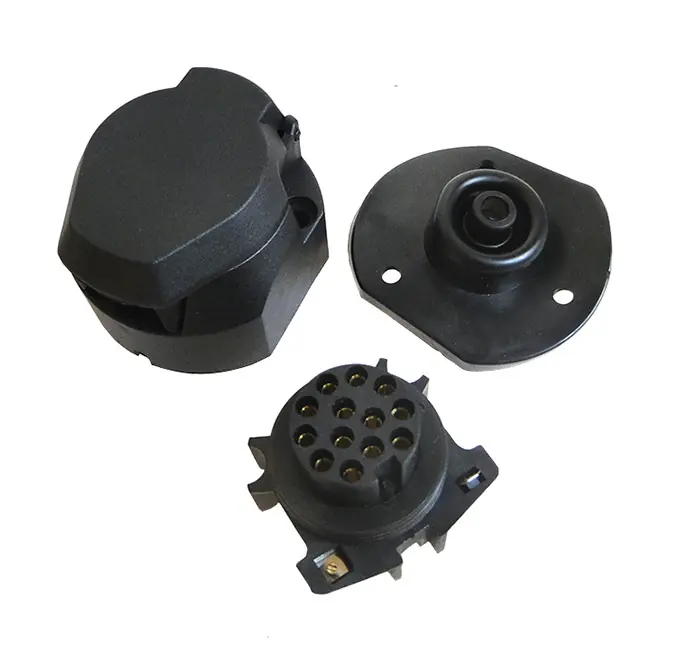 Abverkauf Steckdose 13-polig, 12 Volt