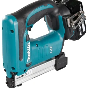 Makita DST221RTJ Akku-Tacker 18V / 5,0 Ah, 2 Akkus + Ladegerät im MAKPAC Abverkauf